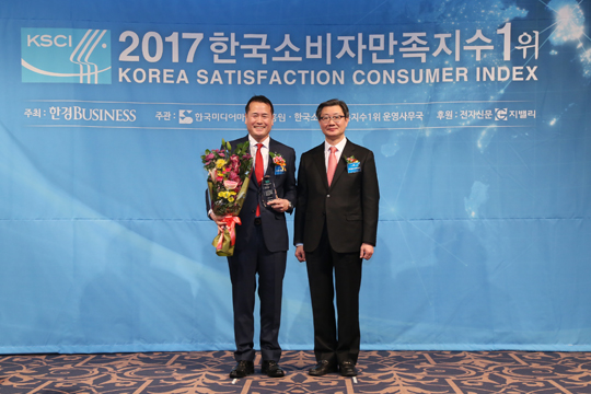 [2017 한국소비자만족지수 1위] 현대해운, 해외 이주 화물 운송 기업