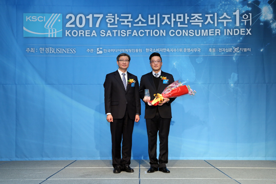 [2017 한국소비자만족지수 1위] 잉글레시나, 이태리 유모차 브랜드