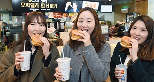 [패스트푸드점 1위 롯데리아] ‘토종 원재료’로 한국인 입맛 사로잡다…매장 수 1350개 돌파