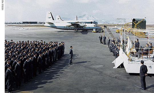 공사 인수해 대한항공 ‘첫발’, 1990년대 항공업 ‘전성기’