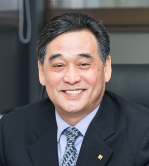 김재철 동원그룹 회장, 50년 긴 항해 마치고 경영 일선에서 은퇴